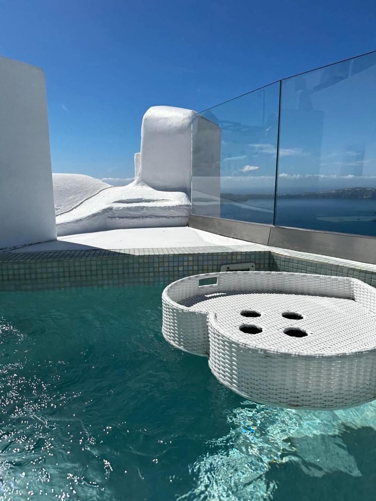 Maria Paradeiso Apartment Imerovigli (Santorini)